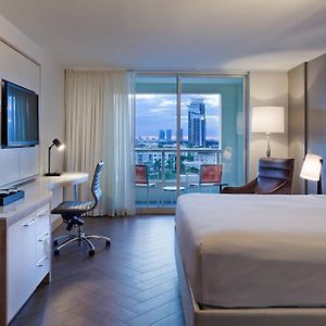 King Room Skyline View Adapted Tub Mobility Hearing Accessible
